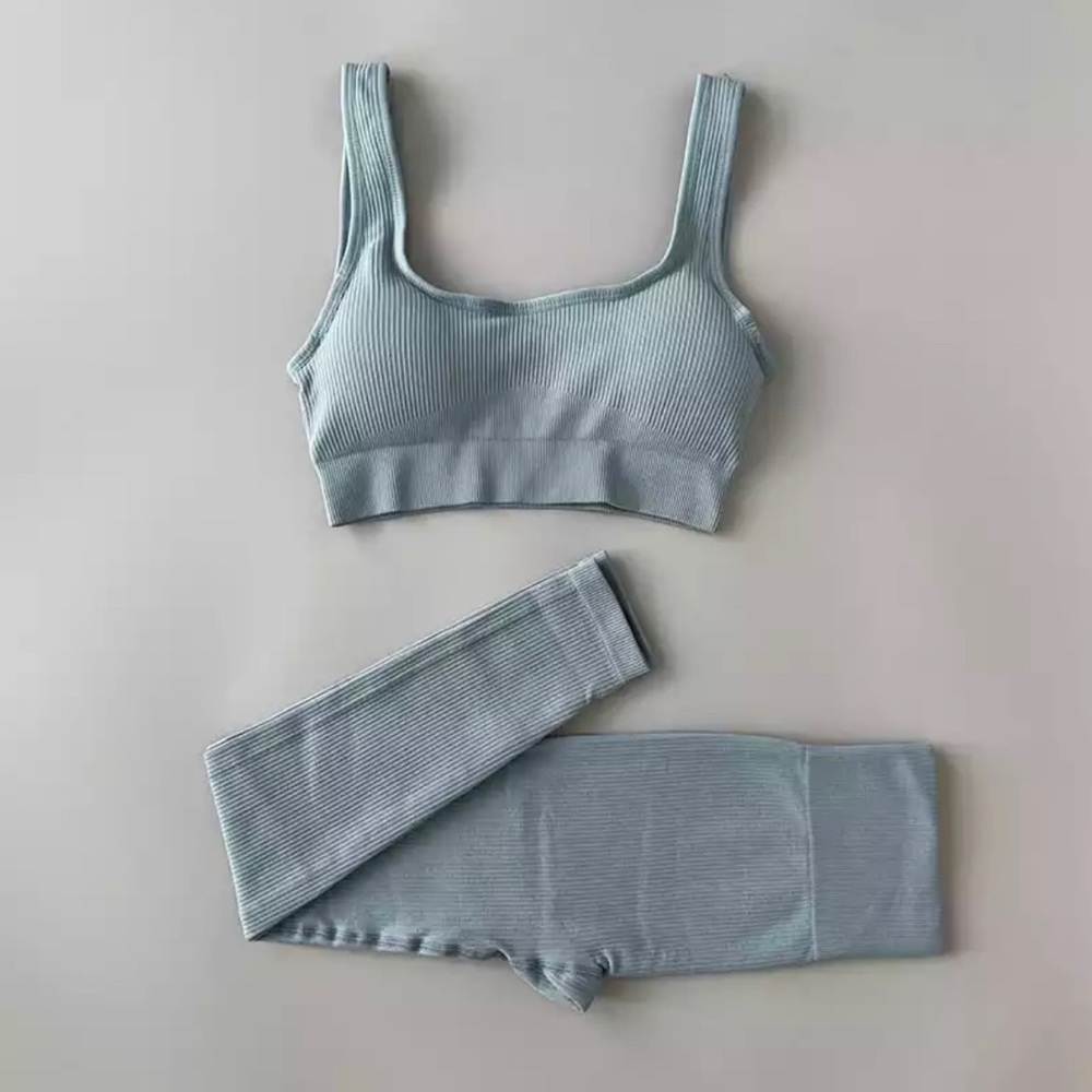 Light Blue Seamless Workout Set - image 1